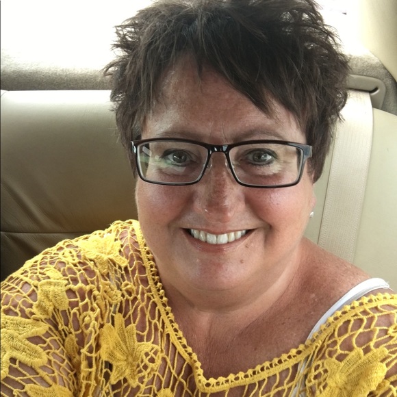 Meet your Posher, Dawn - Picture 1 of 1